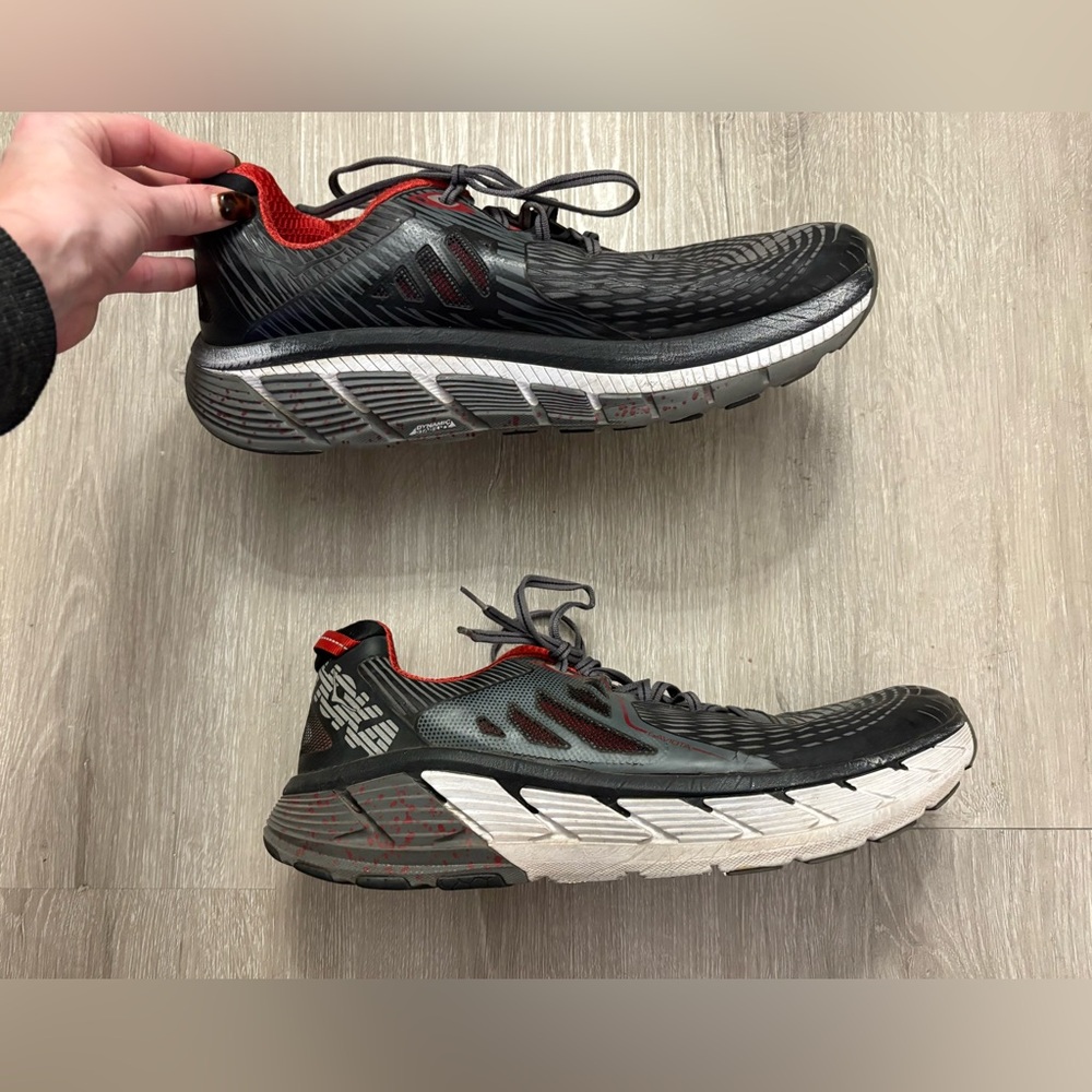 Men’s Size 12.5E Hoka One One Black Gray Red Gaviota Running Shoes‎